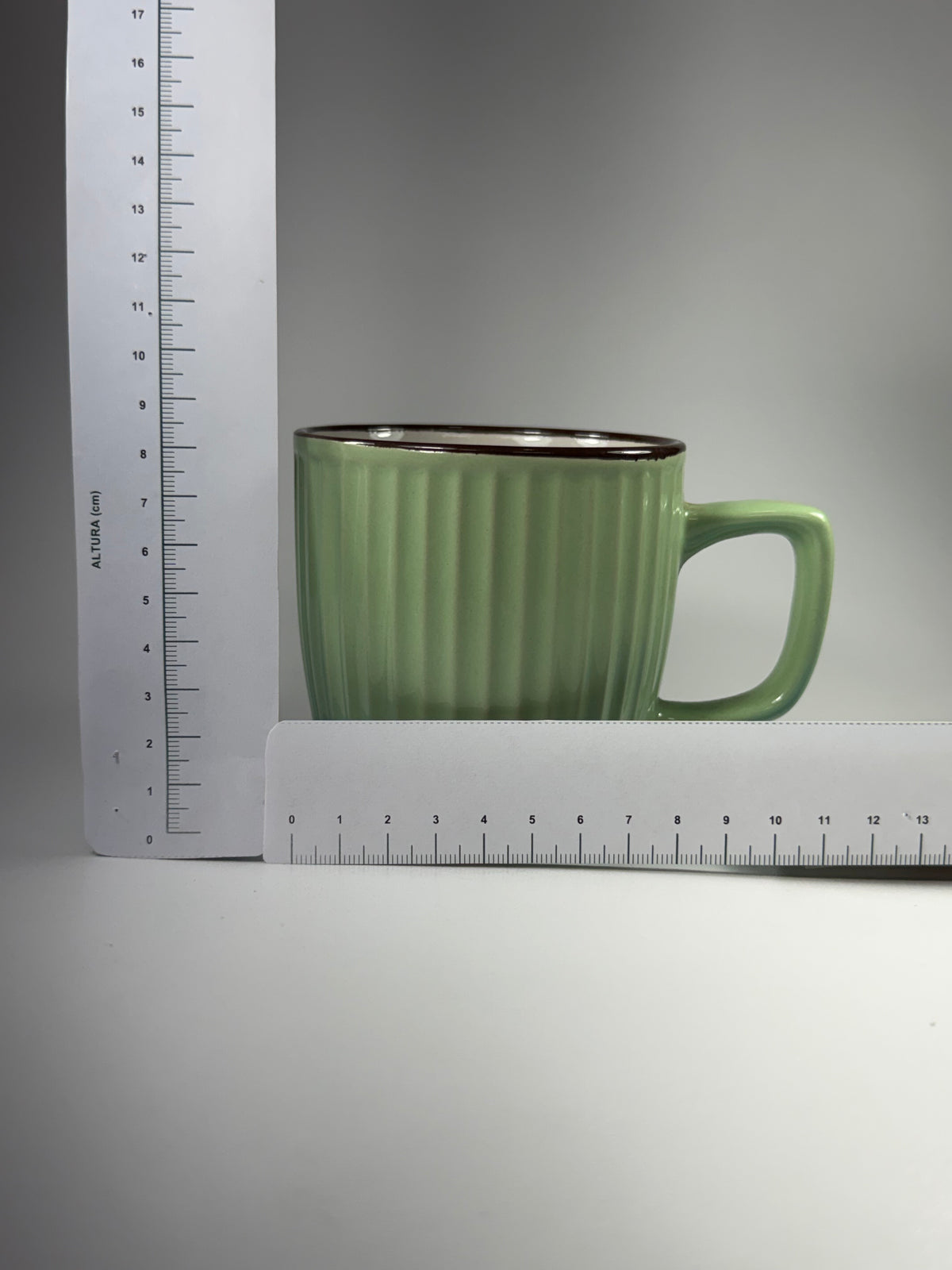 Taza Azul y Verde Jade con Líneas Verticales