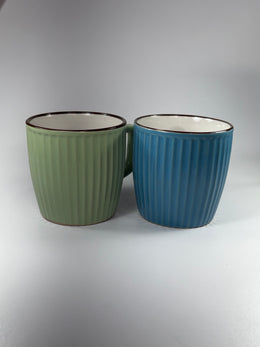 Taza Azul y Verde Jade con Líneas Verticales