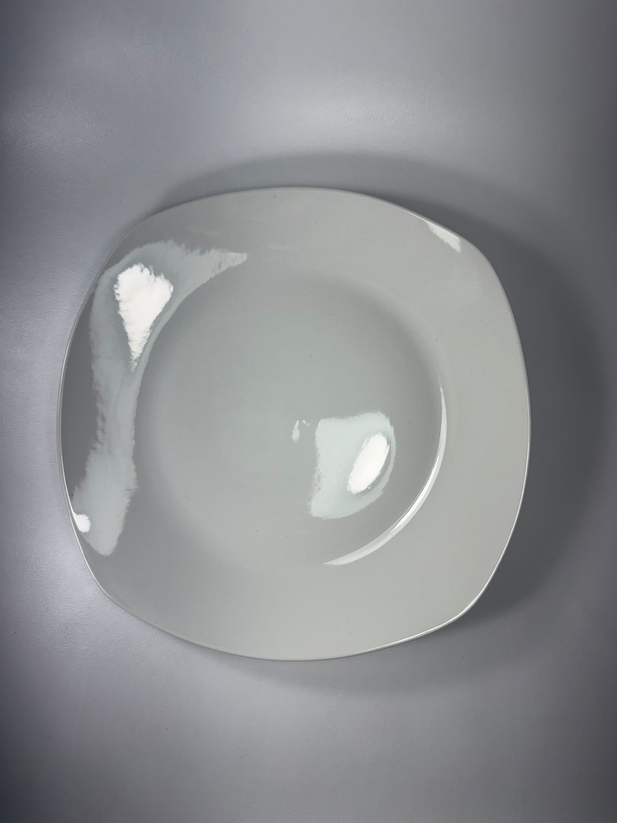 Plato Cartero Semicuadrado Blanco 10.5